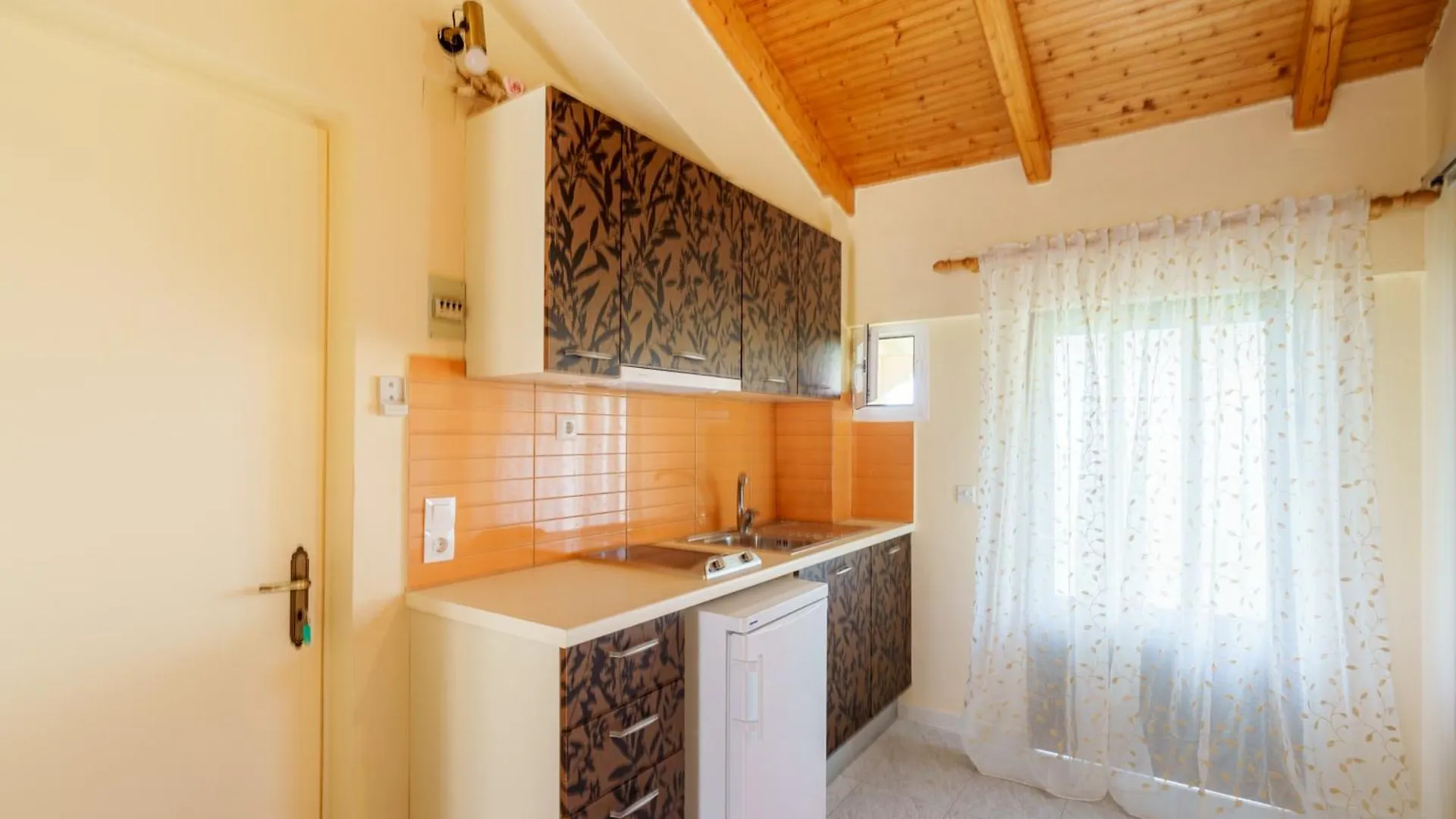Appartement Ramona à Lourdata  Grèce